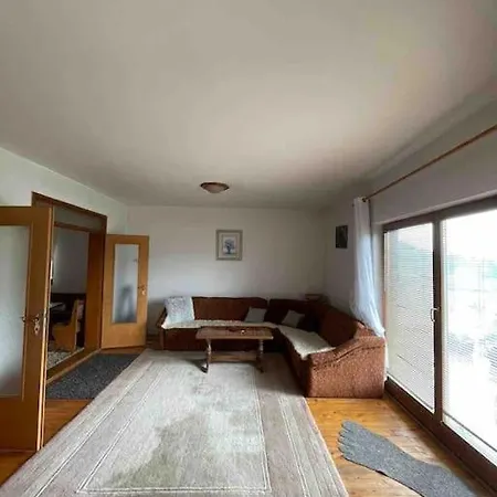 Cheerful House With Outdoor Fireplace Holiday home Osenjace